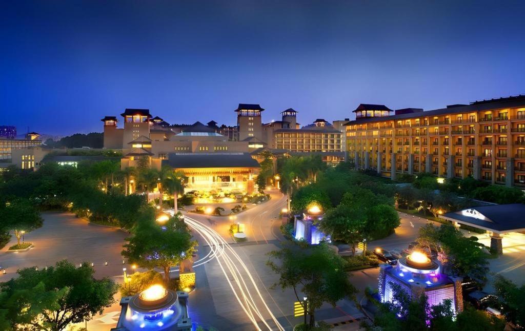 Chimelong Hotel Canton Esterno foto